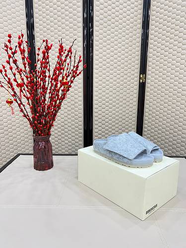 Picture of Fear of God x Birkenstock Shoes Women _SKUfw135203065fw